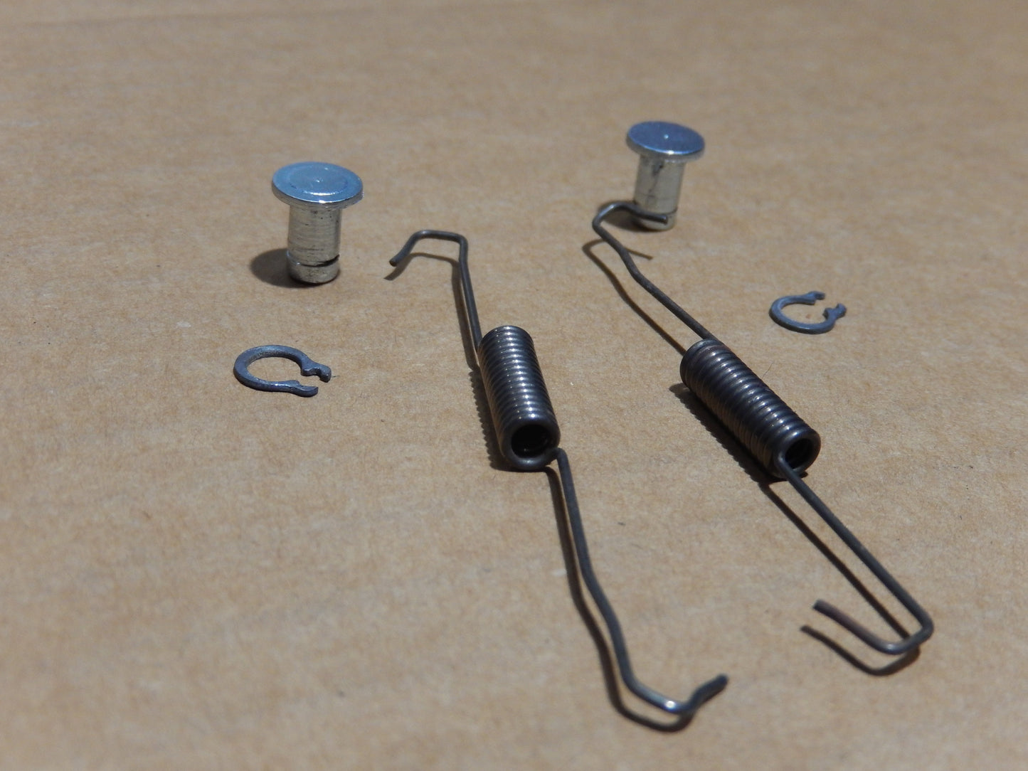 Maserati M139 CD Player Box Hinge, Springs. Pins and Clips