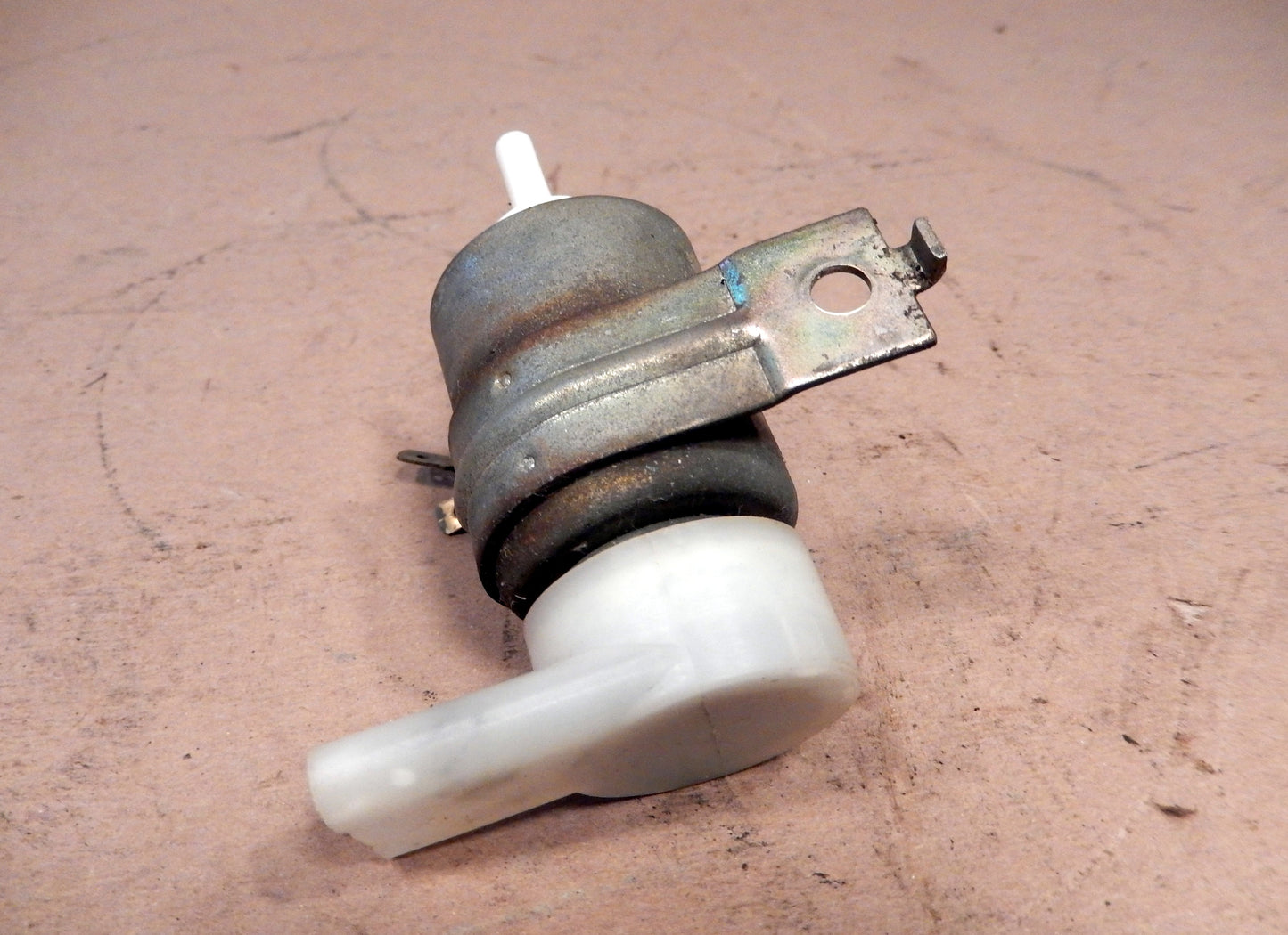 Datsun 280ZX Cruise Control Vacuum Pump