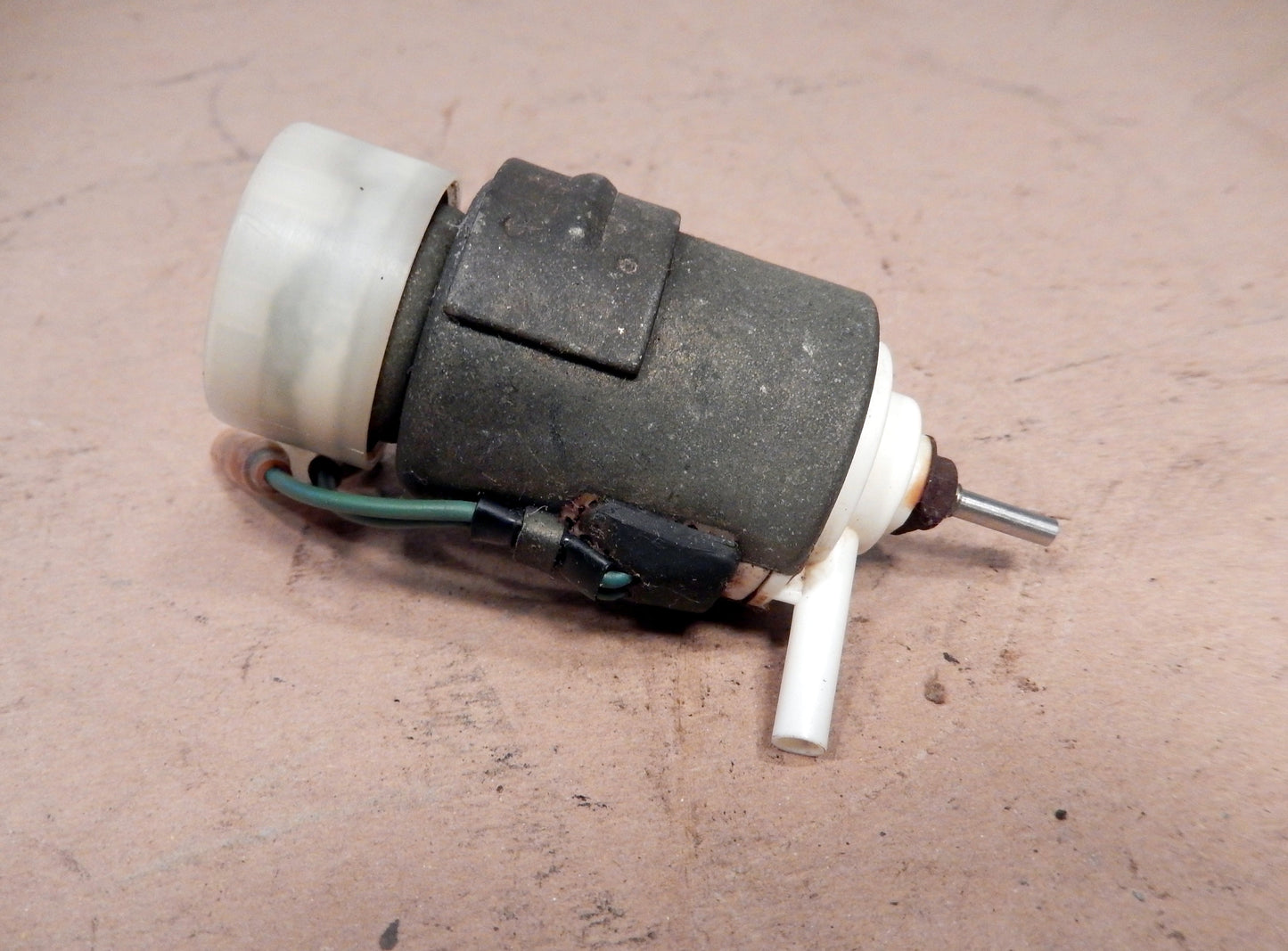 Datsun 280ZX Cruise Control Vacuum Pump