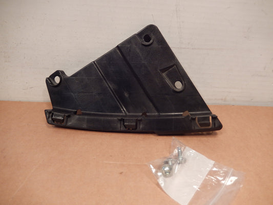 Maserati Quattroporte Passenger Side Head Light Base