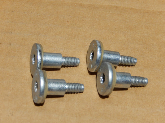 Maserati Quattroporte M139 Horn Switch Bolts