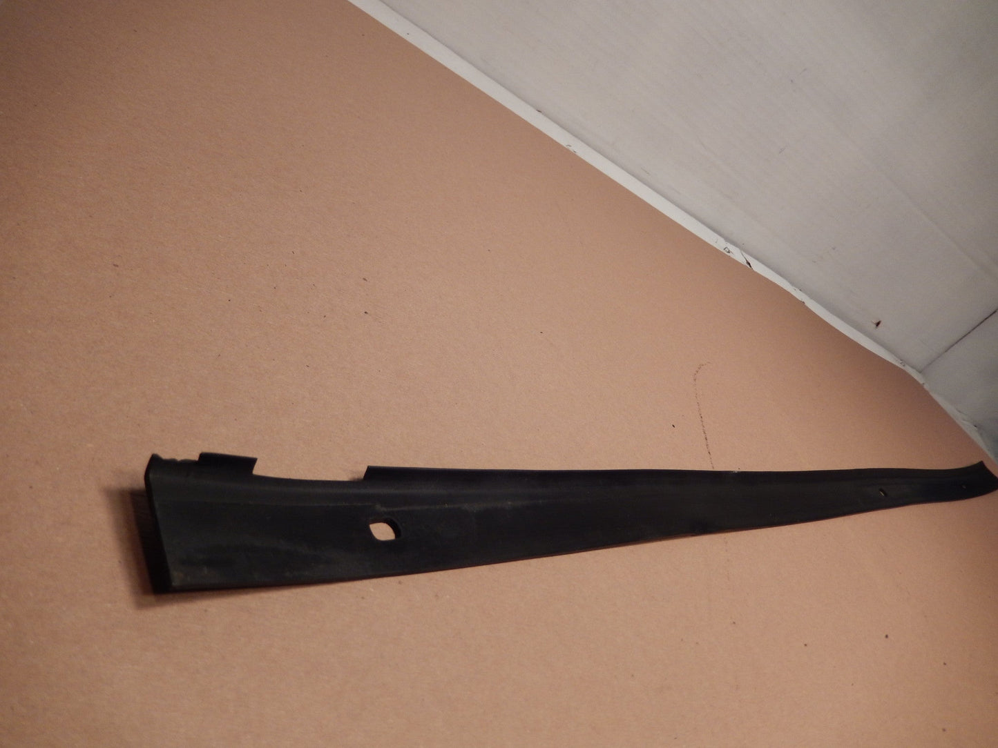 Datsun 240Z Passenger Door Glass Seal