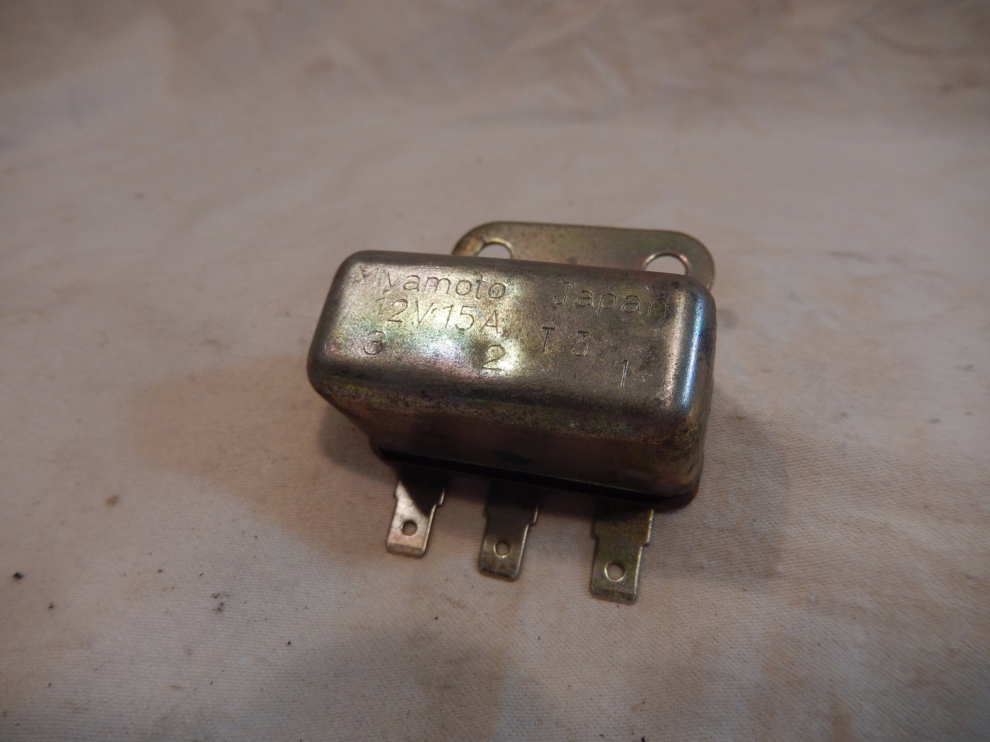 Datsun 240Z Miyamoto Horn Relay