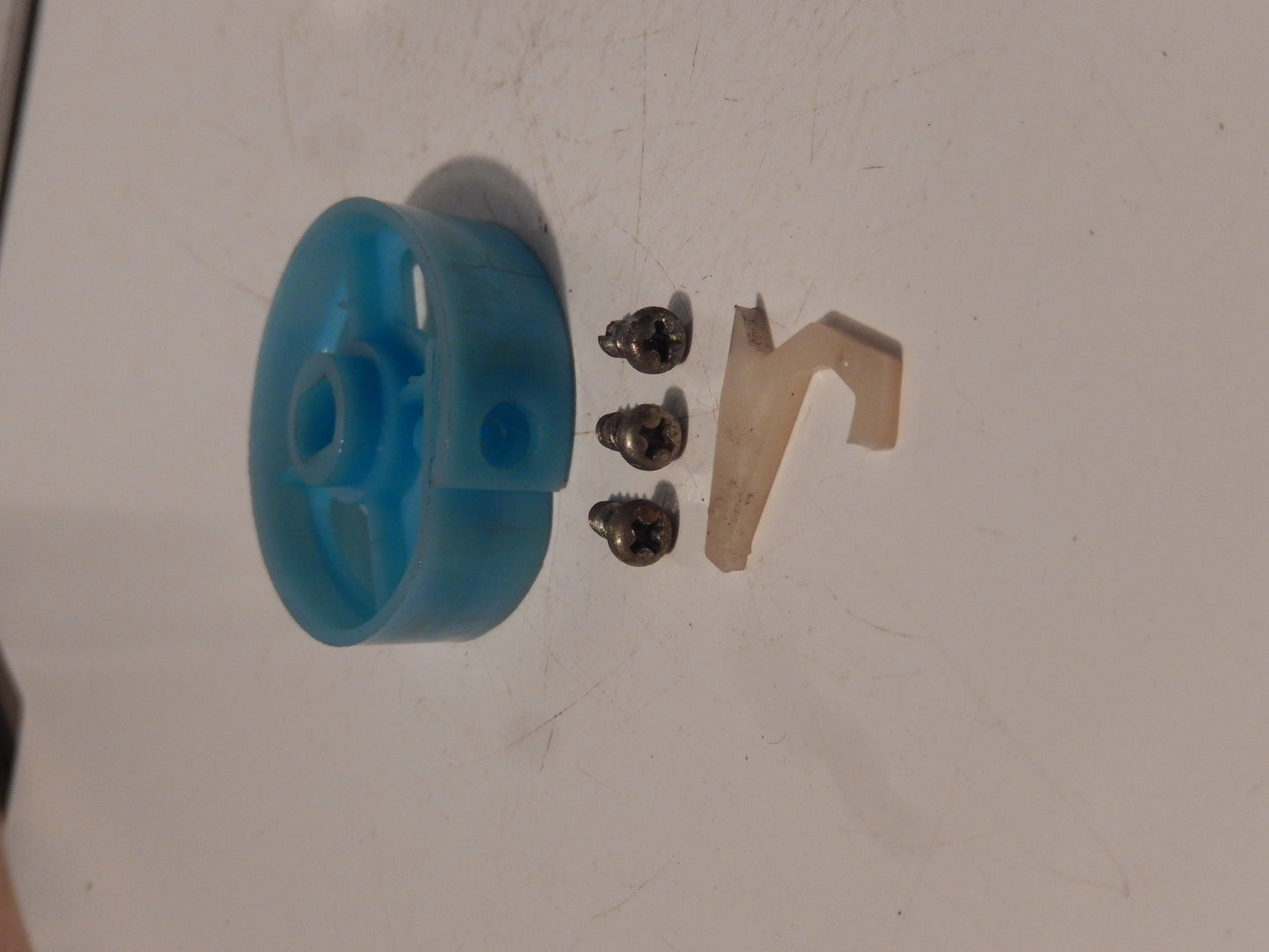 Datsun 280ZX Drivers Side Seat Belt Assembly PARTS