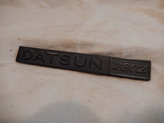 Datsun 280Z Glove Box Script