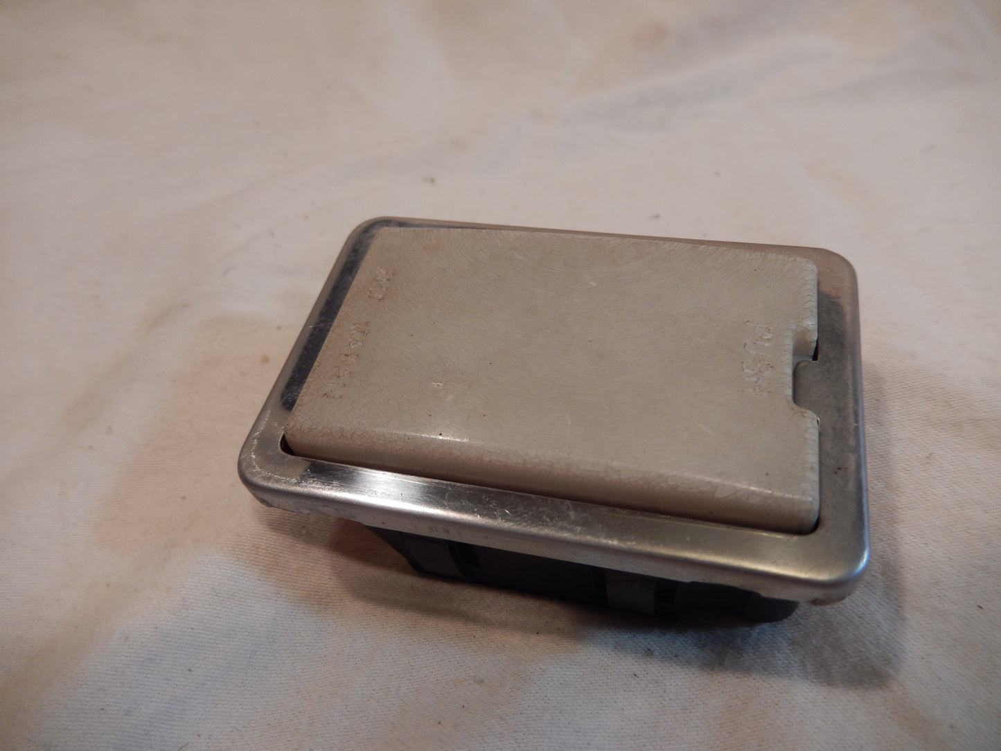 Datsun 240Z Overhead Courtesy Light