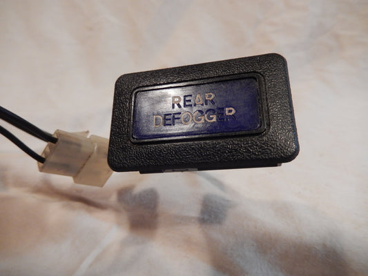 Datsun 280Z Rear Fogger Indicator Light Body