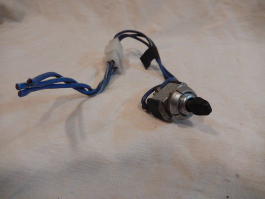 Datsun 240Z-280Z Antenna Toggle Switch