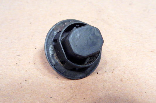 Datsun 280ZX Mounting Plug