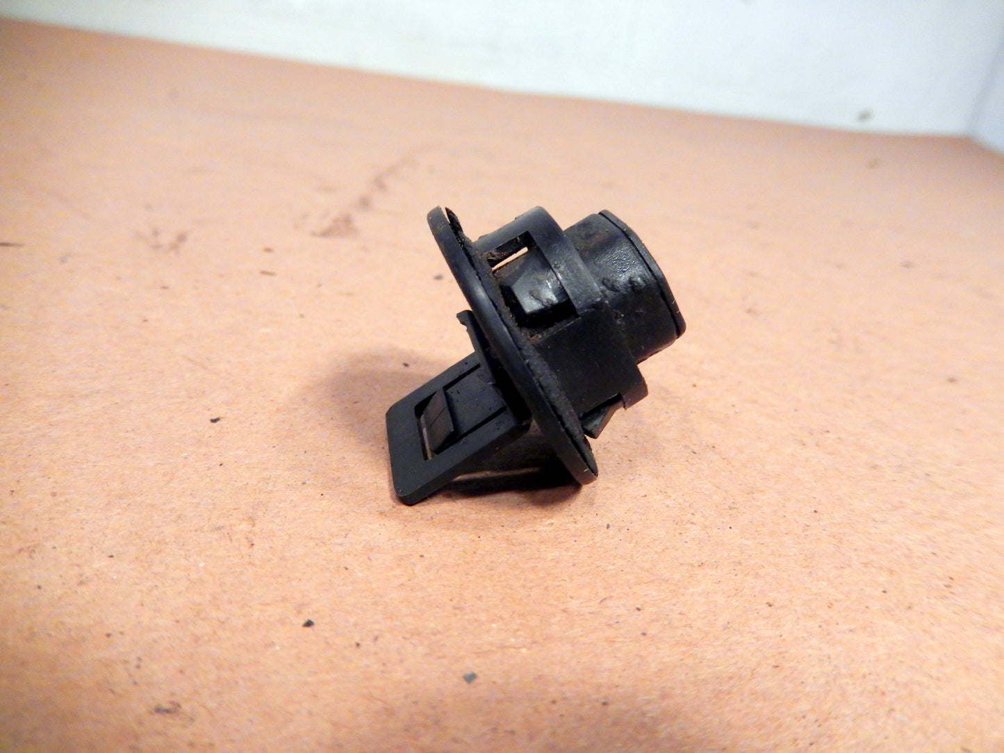 Datsun 280ZX Mounting Plug