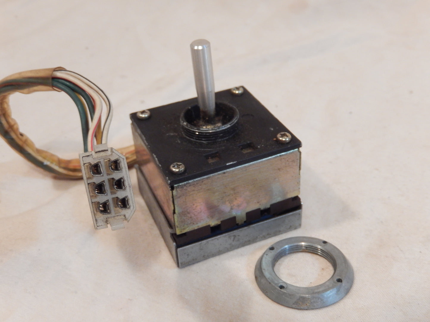 Datsun 280ZX Heavy Duty Servo Stick Box