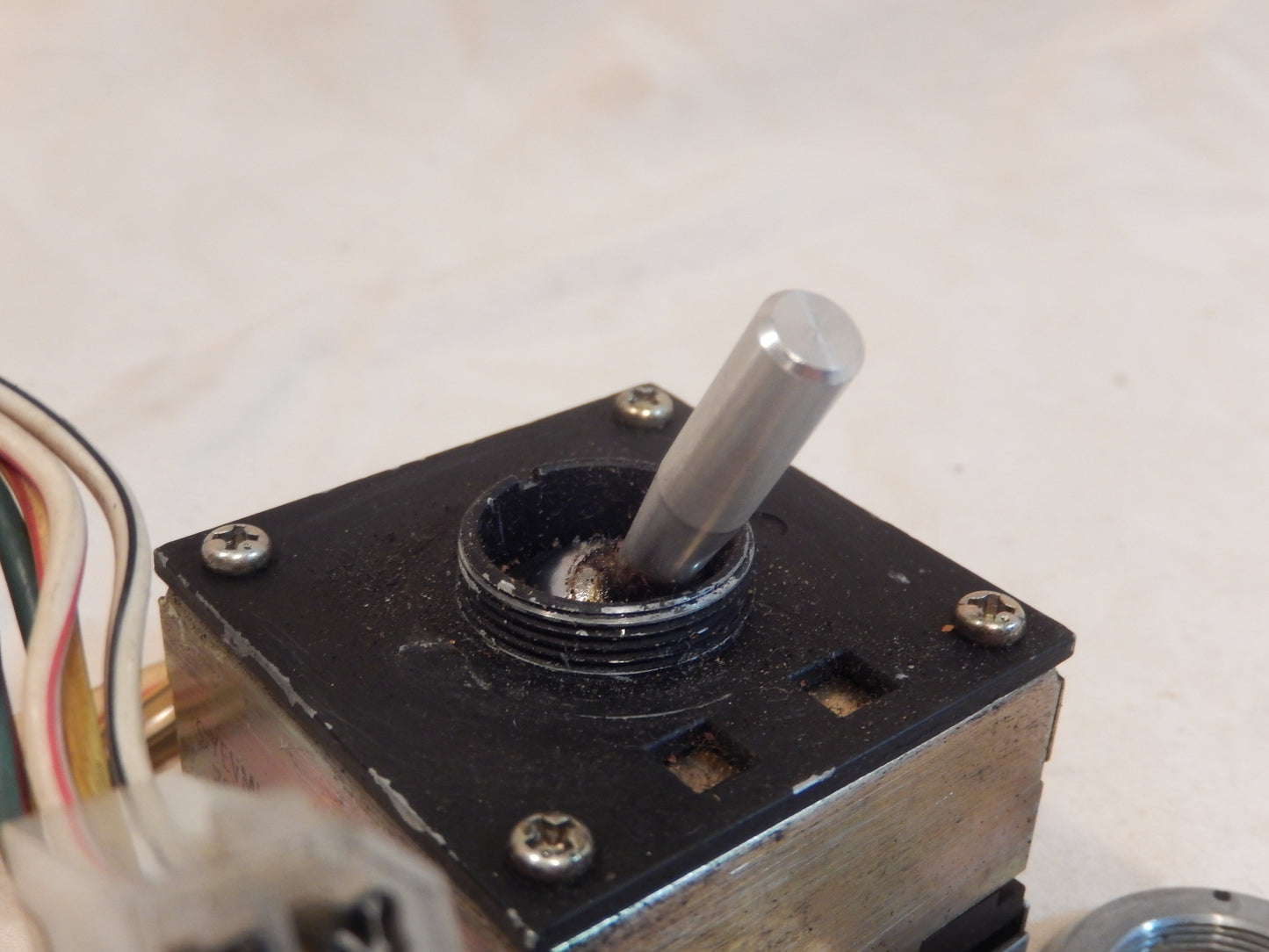 Datsun 280ZX Heavy Duty Servo Stick Box