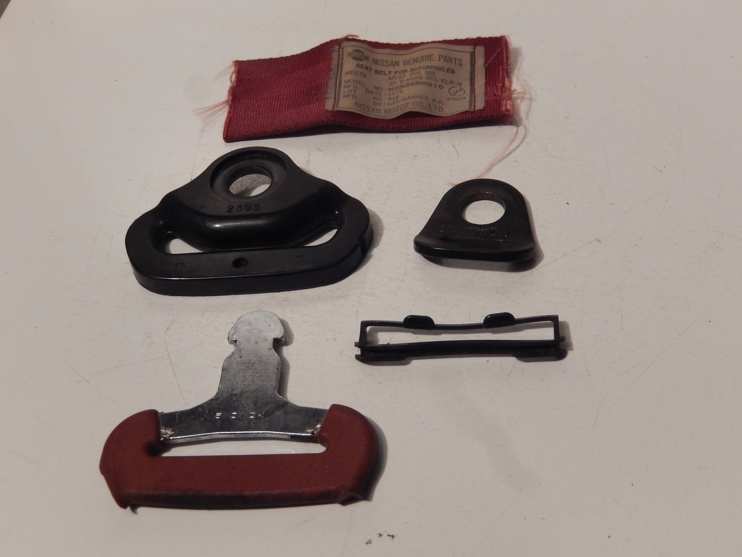 Datsun 280ZX Drivers/Passengers Side Seat Belt PARTS