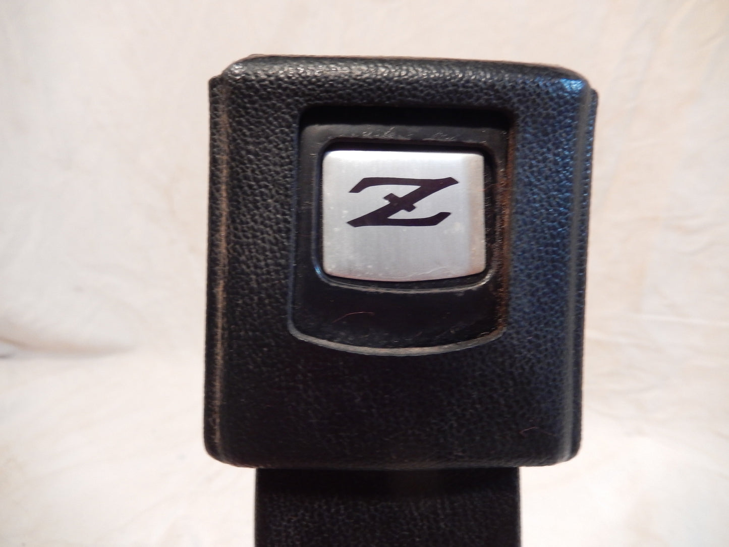 Datsun 240Z Front Drivers Seat Belt Receiver