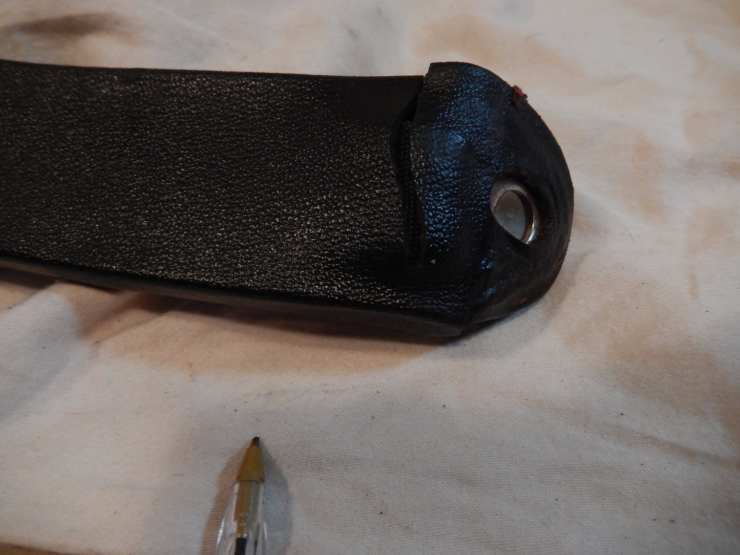 Datsun 240Z Front Drivers Seat Belt Receiver