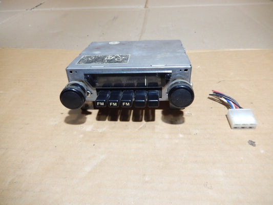 Datsun 240Z - 280Z Hitachi Radio  A - 1551