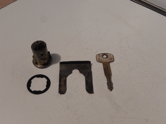 Datsun 240Z Working Door Lock Tumbler With Key