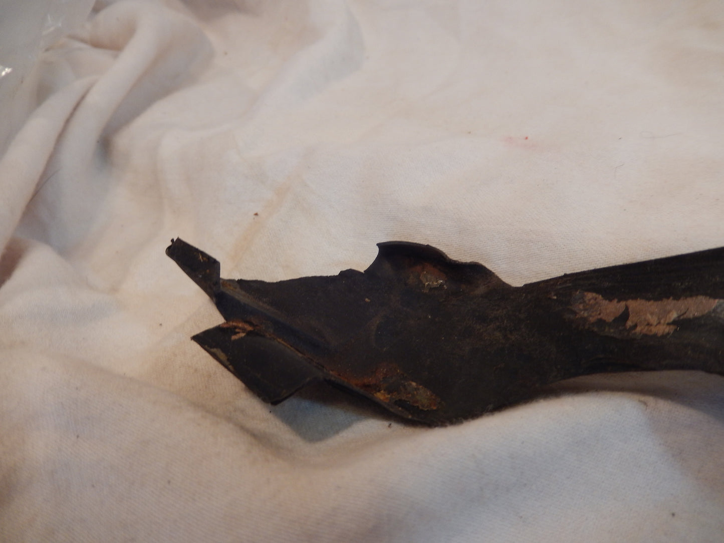 Datsun 240Z Passenger's Door Corner Seals