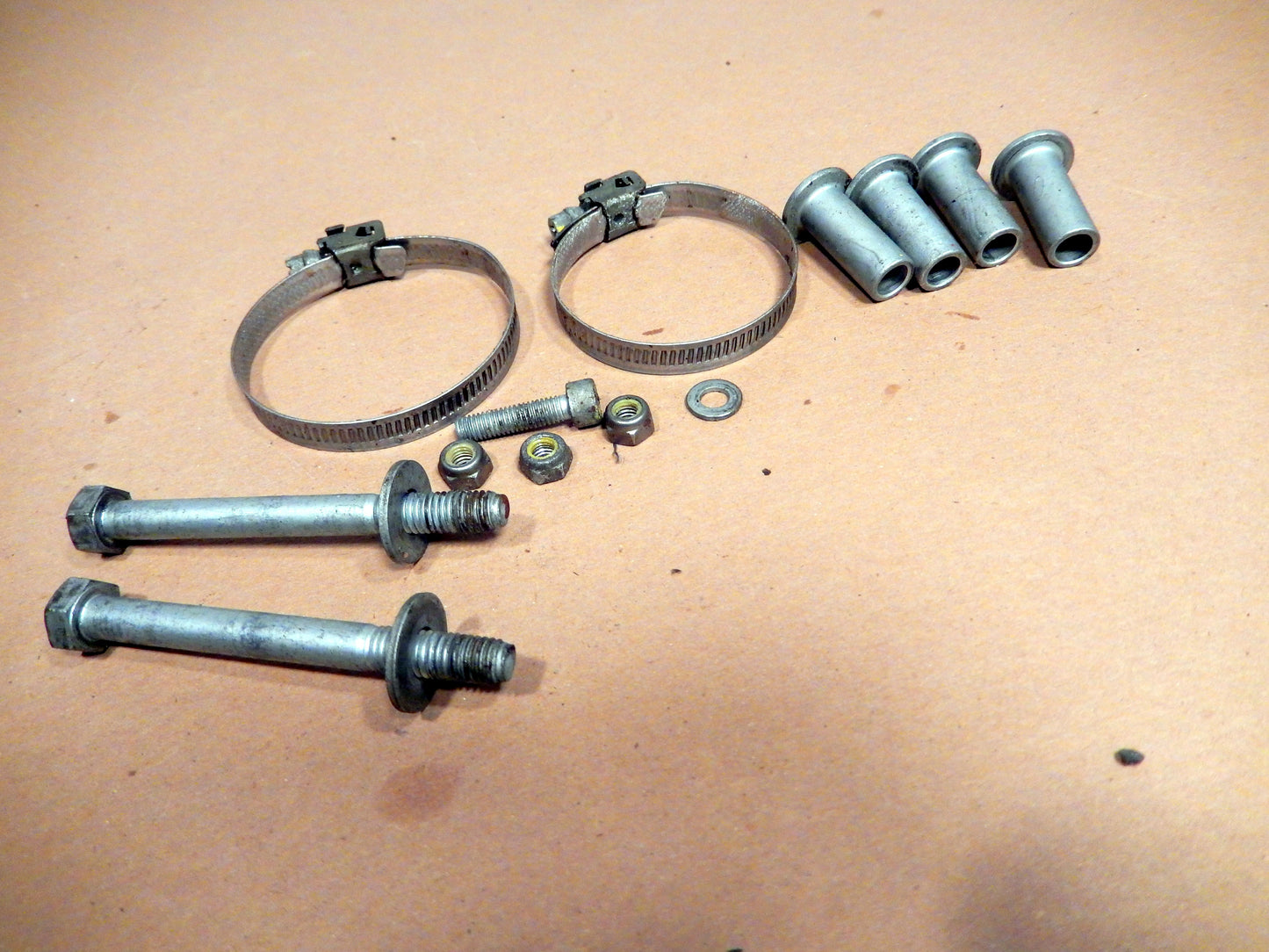 Maserati Quattroporte M139 Radiator Mount Kit