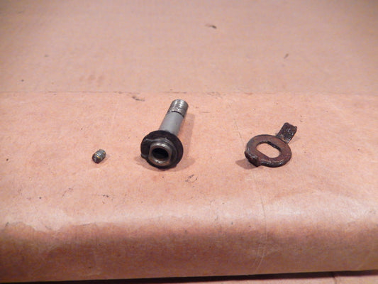 Datsun 240Z Antenna Spool Spindle and Gear Key