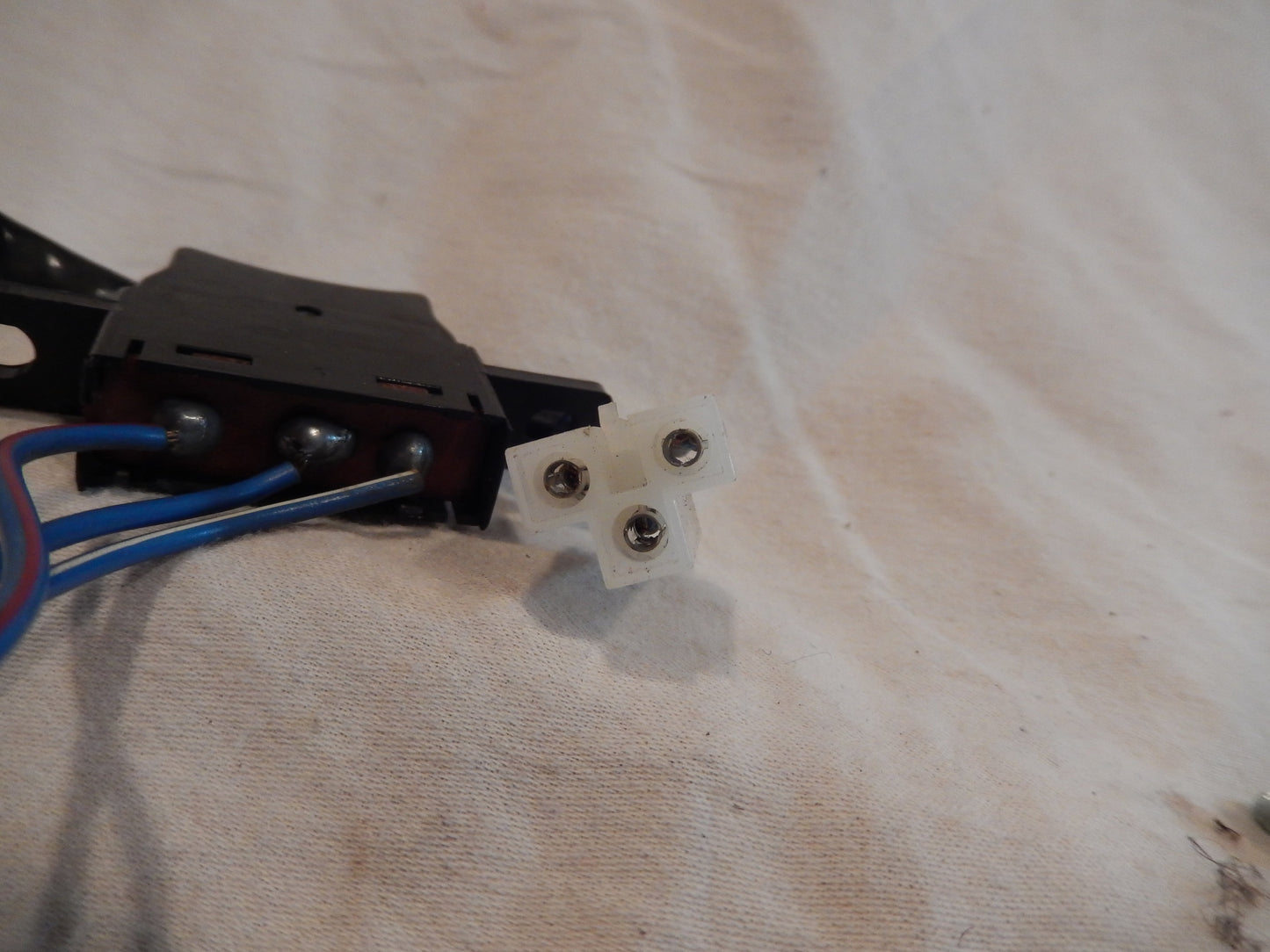 Datsun 240Z-280ZX Dashboard Antenna Switch