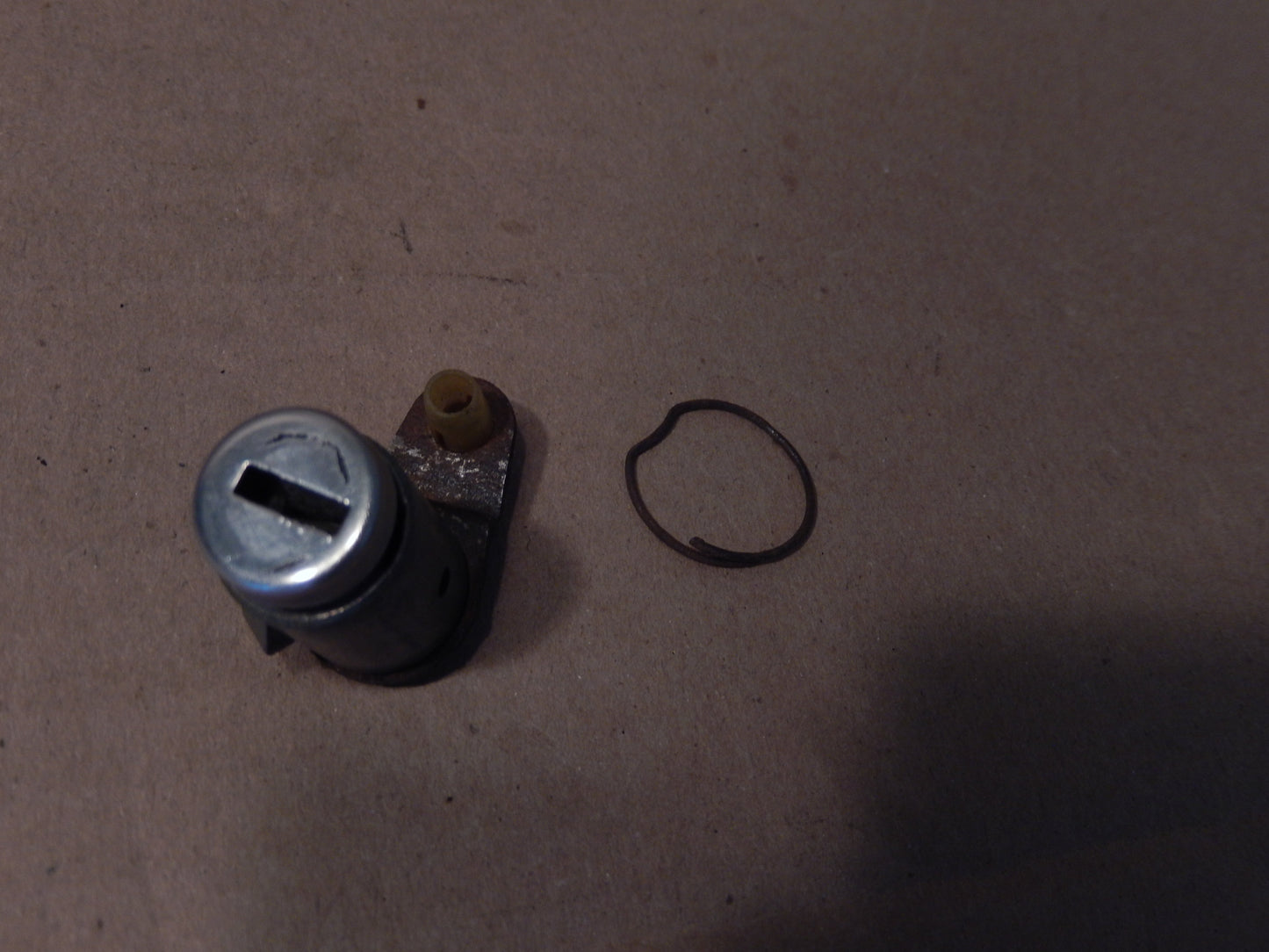 Datsun 280ZX Door Lock Tumbler w/ Clip Ring