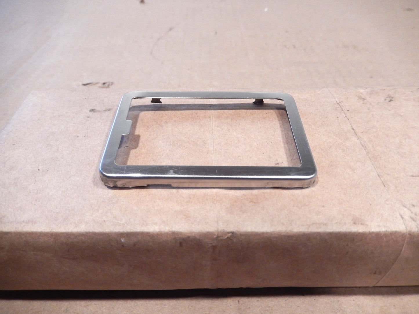 Datsun 240Z Overhead Courtesy Light Trim