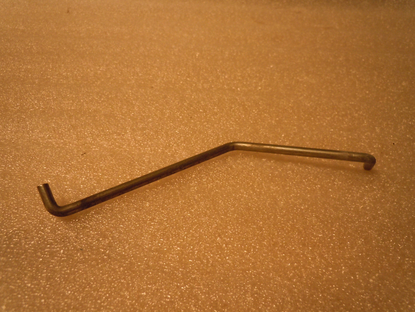 Maserati Quattroporte Front Drivers Door Handle Lever to Lock Rod