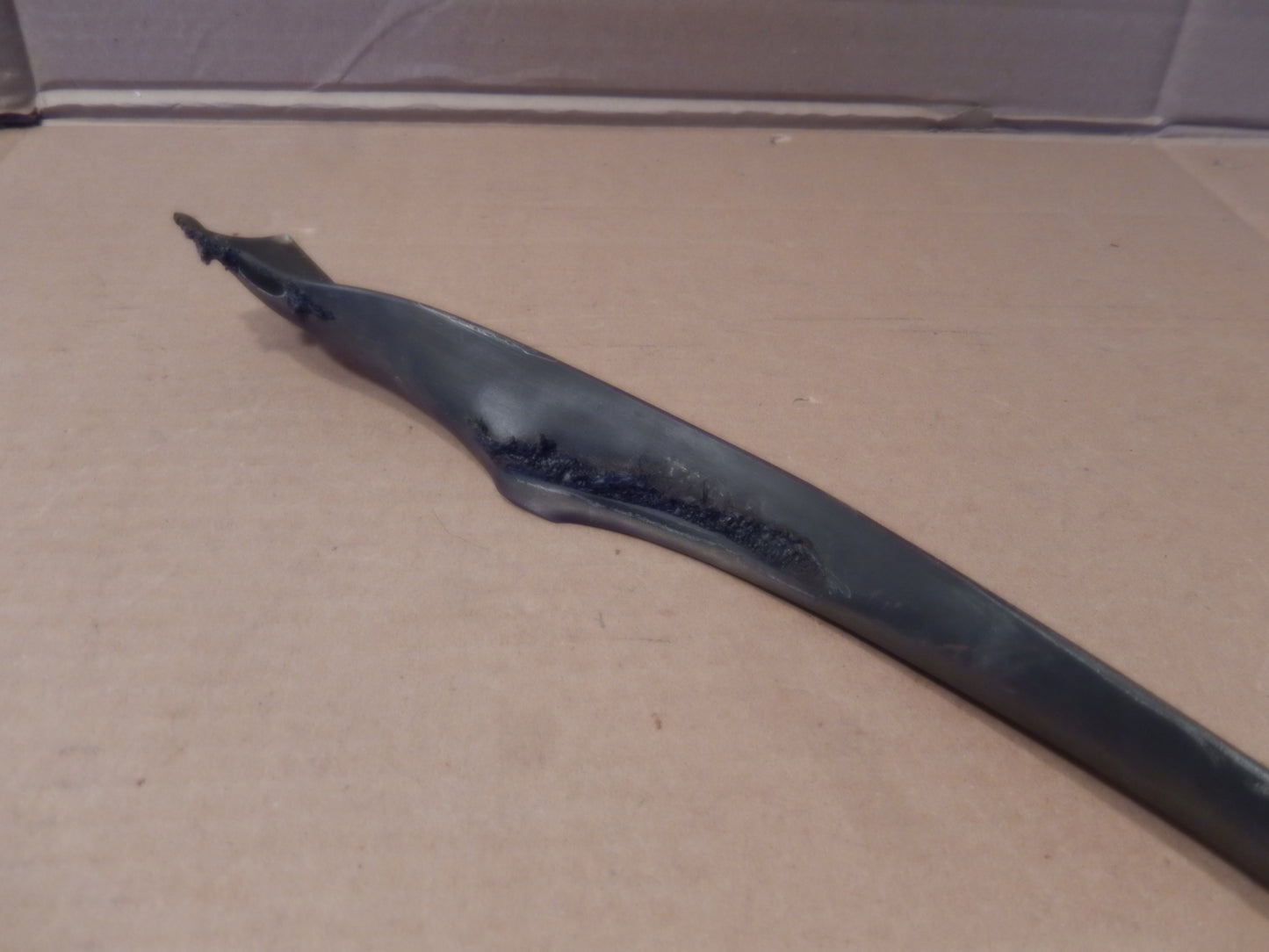 Datsun 240Z-260Z Passengers Side Front Fender Seal