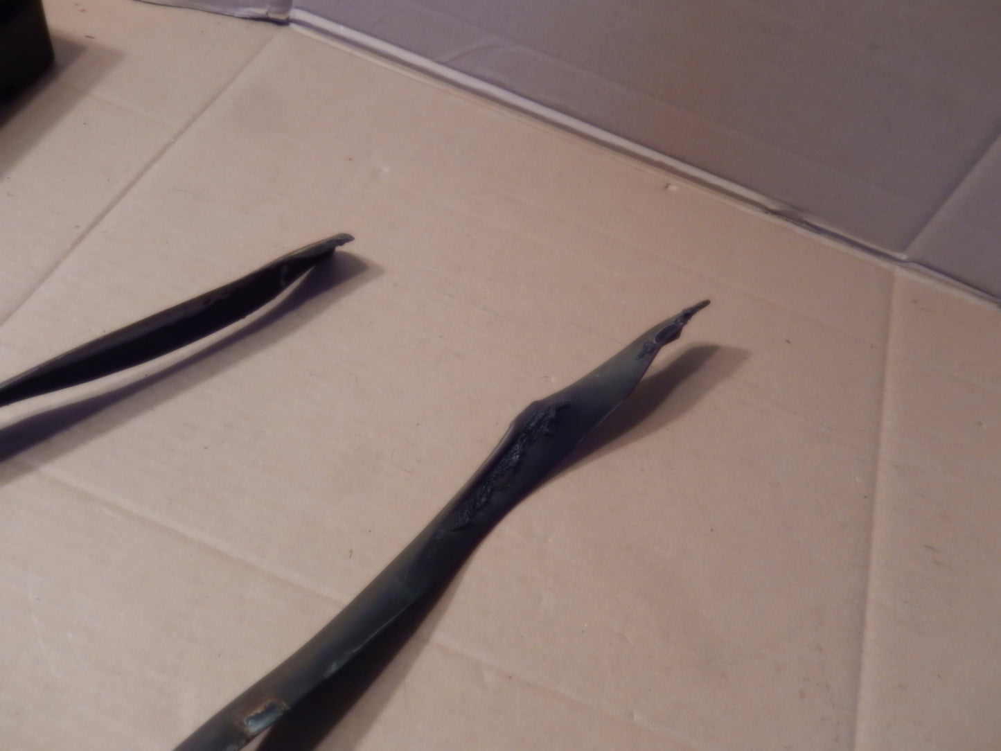 Datsun 240Z-260Z Passengers Side Front Fender Seal