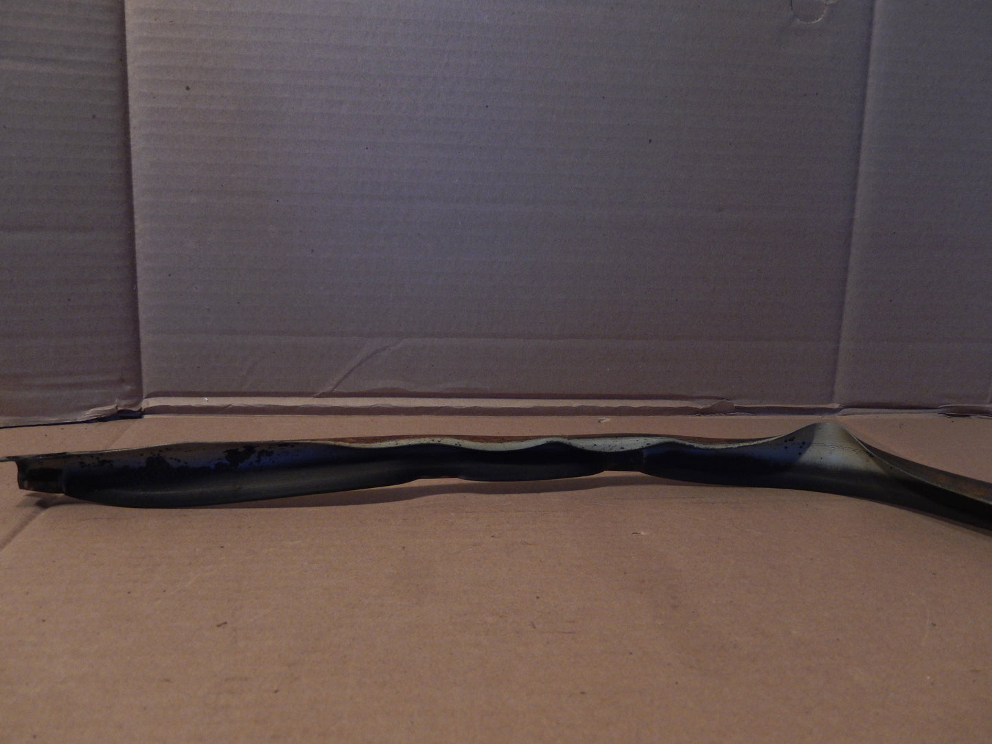 Datsun 240Z-260Z Drivers Side Front Fender Seal
