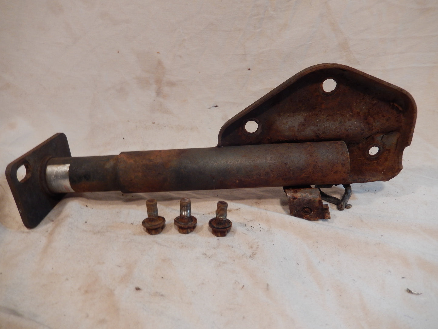 Datsun 280Z Front Drivers Side Bumper Mount