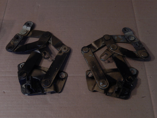 Datsun 240Z-260Z-280Z Pair of Hood Hinges