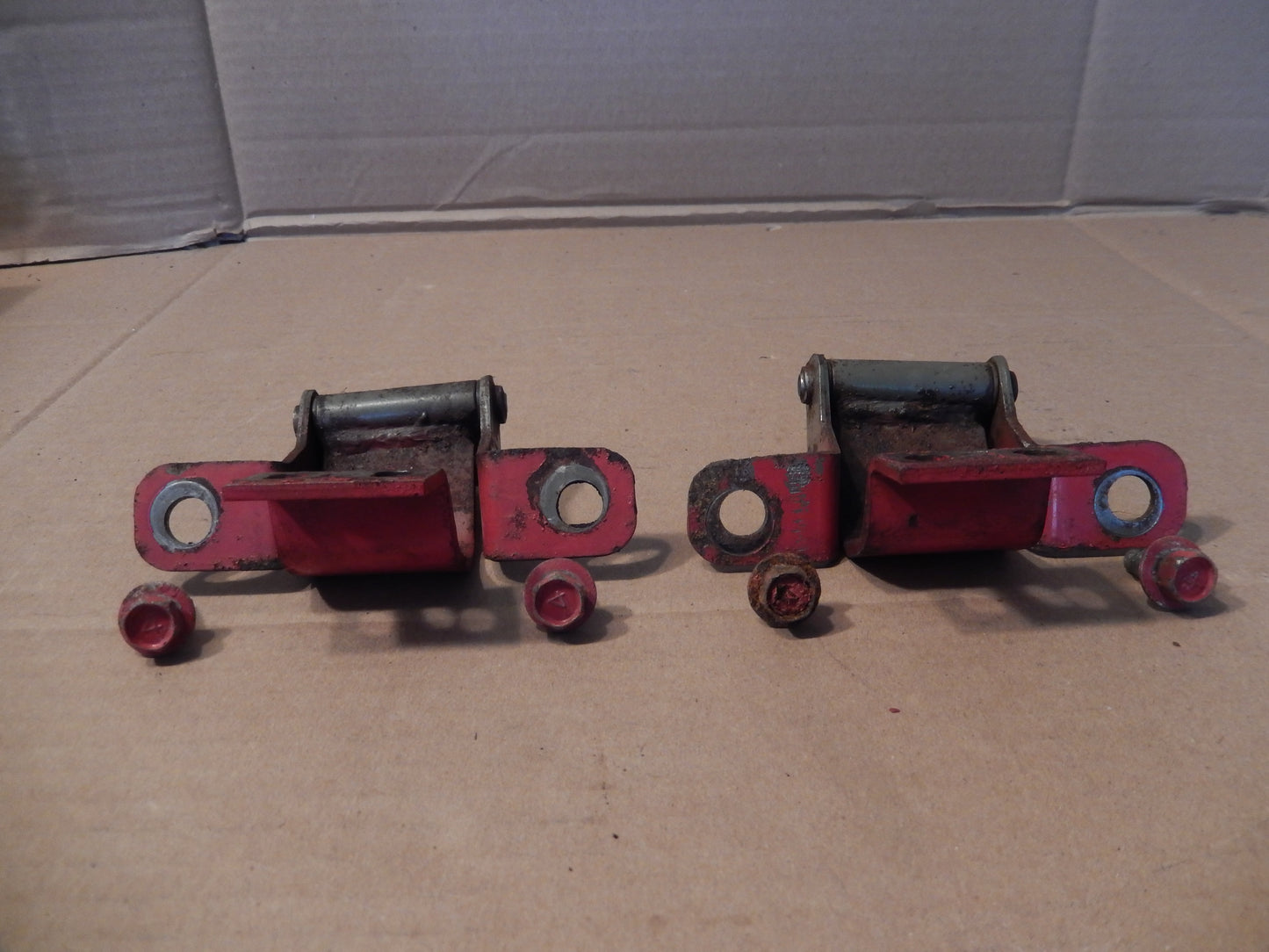 Datsun 280ZX Pair of Rear Hatch Hinges