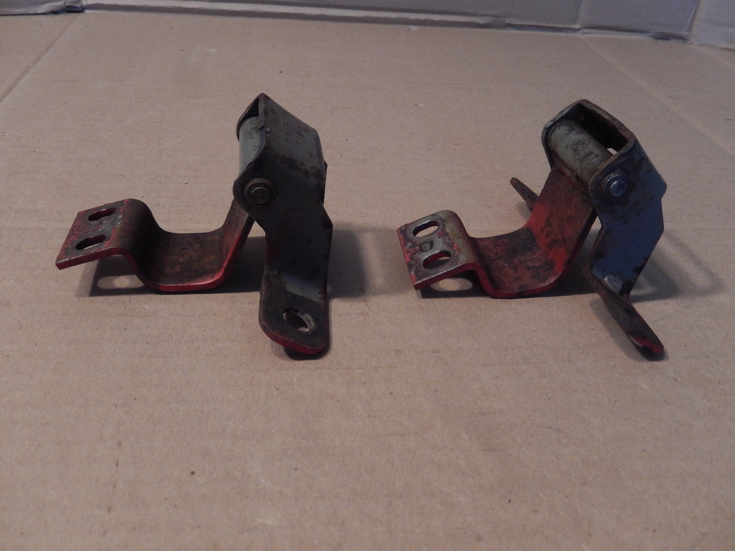 Datsun 280ZX Pair of Rear Hatch Hinges