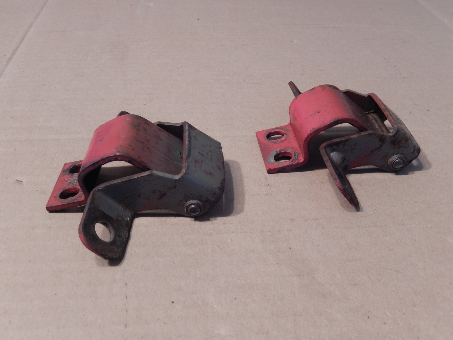 Datsun 280ZX Pair of Rear Hatch Hinges