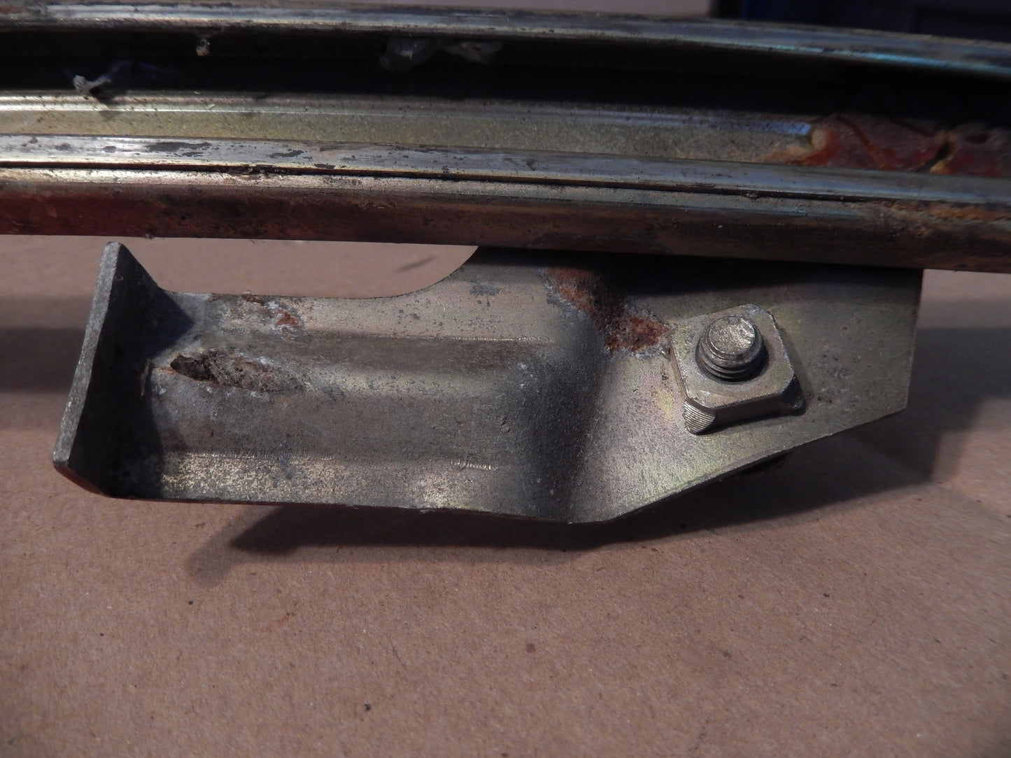 1980 Datsun 280ZX Passenger Door Front Window Glass Channel