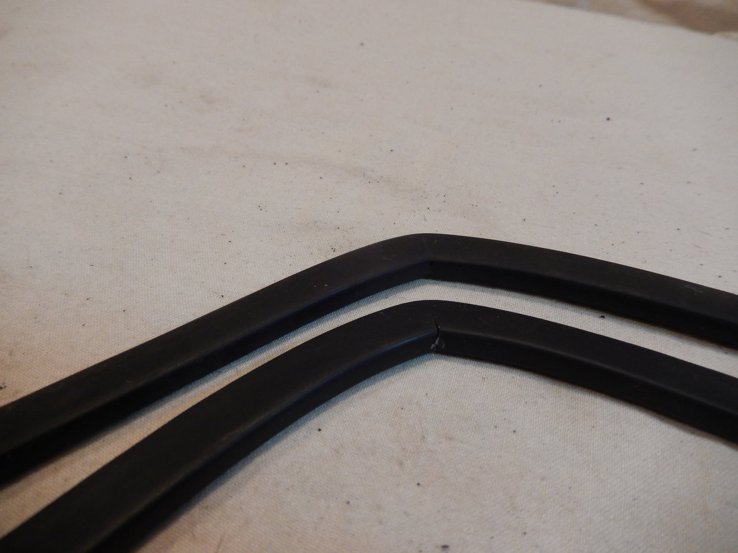 Datsun 240Z Rear Deck Hatch Edge Trim