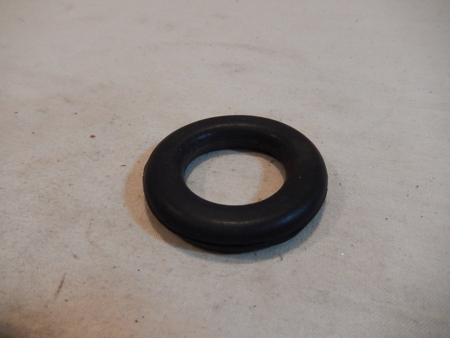 Datsun 240Z Rear Deck Ring Grommit