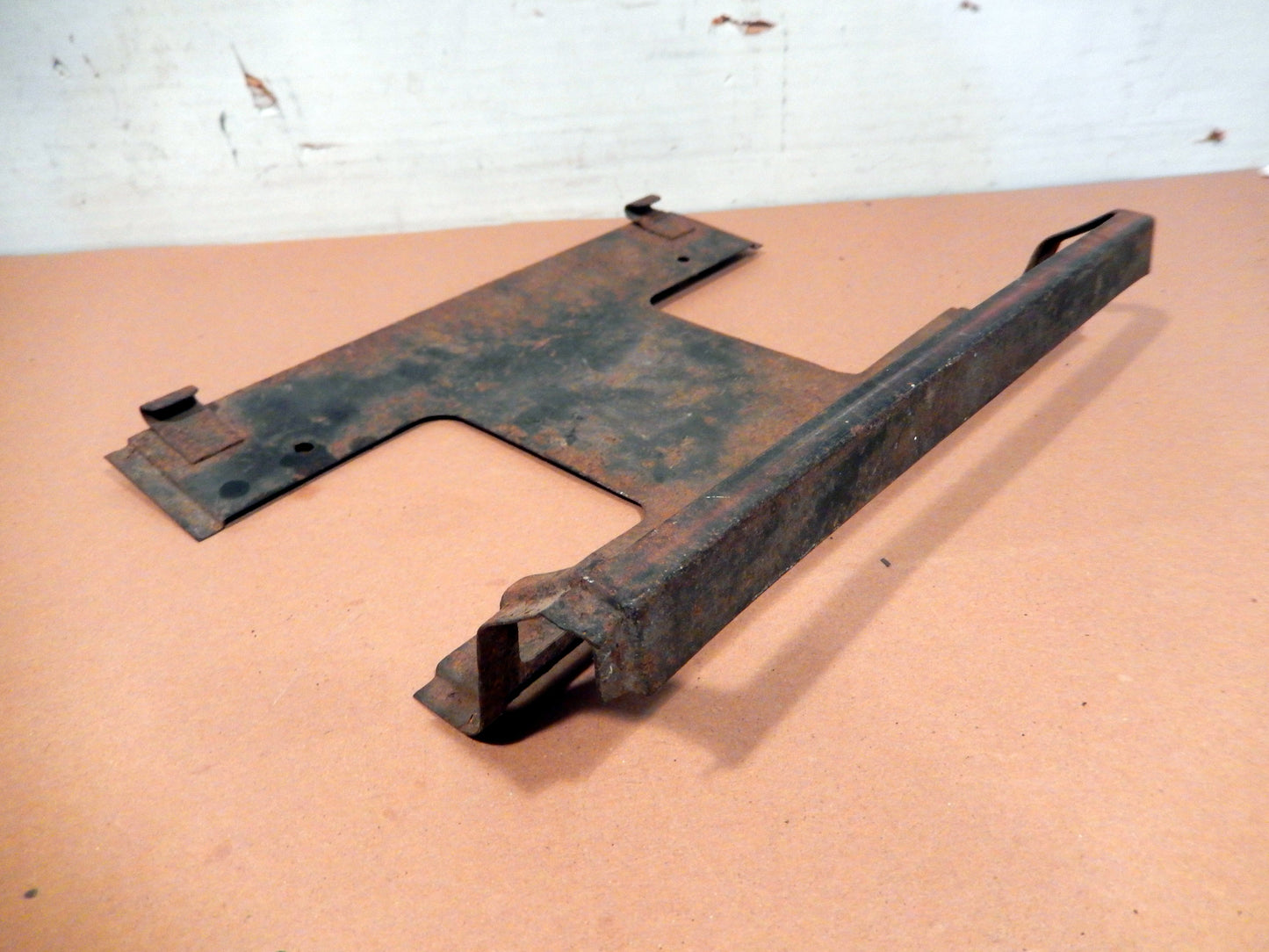 Datsun 240Z Rear Center Plate Light Bracket - Handy Man's Special