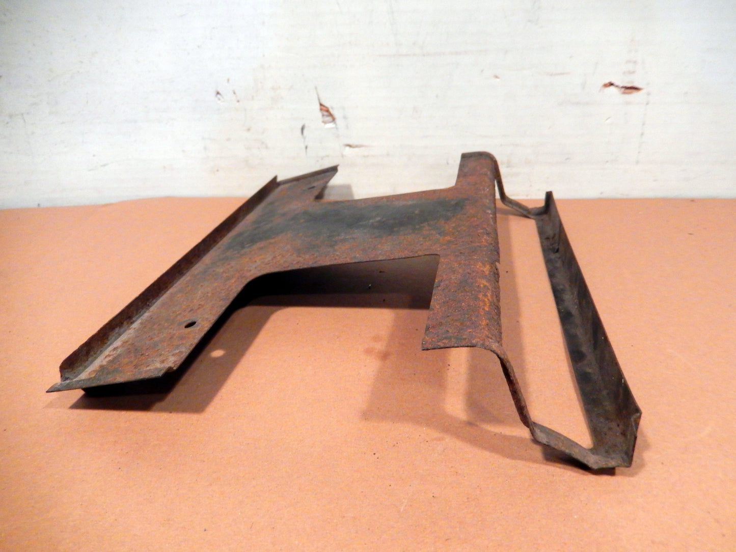 Datsun 240Z Rear Center Plate Light Bracket - Handy Man's Special
