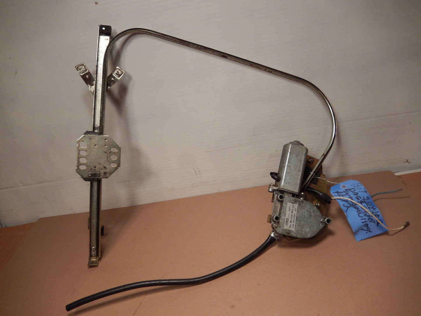 Maserati 1984 - 91 Biturbo Spyder Passengers Window Regulator