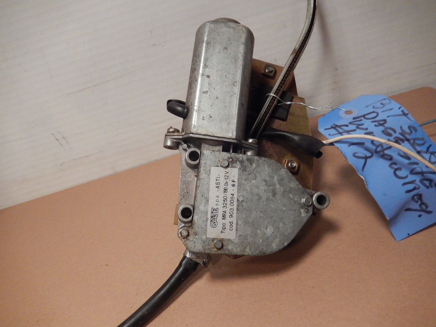 Maserati 1984 - 91 Biturbo Spyder Passengers Window Regulator