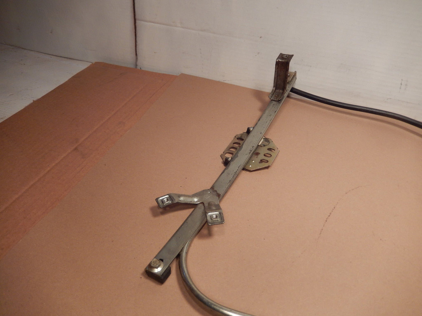Maserati 1984 - 91 Biturbo Spyder Passengers Window Regulator