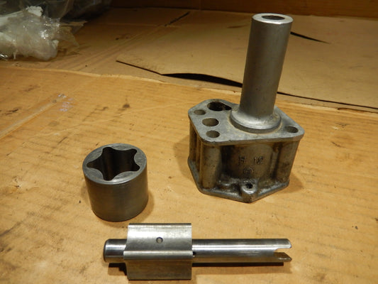 Datsun 240Z Hitachi Oil Pump Body, Block and Shaft