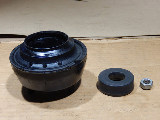 Datsun 240Z Rear Strut Cap, Buffer and Fastener