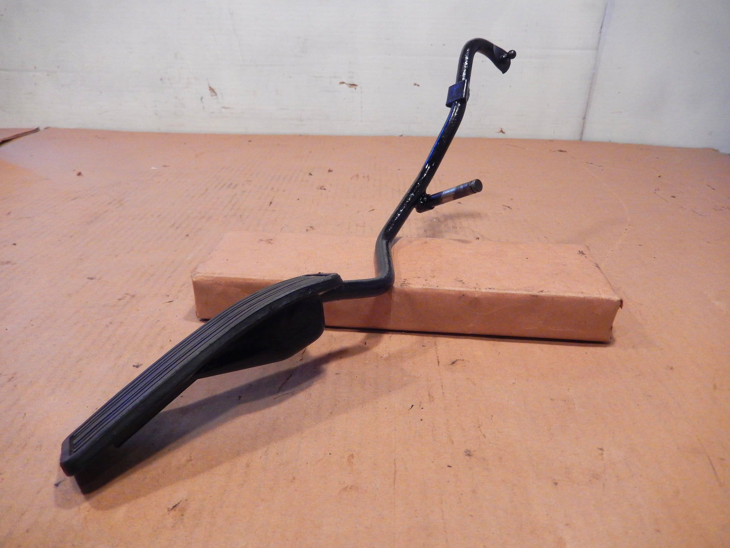 Datsun 240Z - 280Z Gas Pedal Assembly