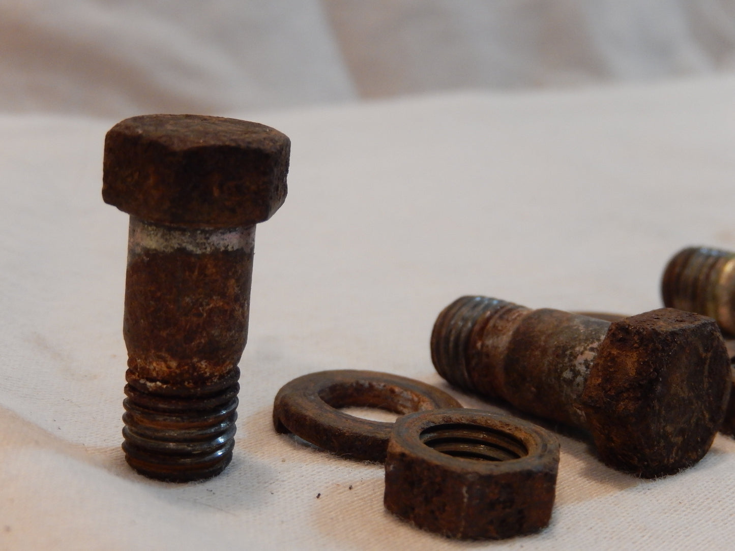 Datsun 240Z Rear Half Shaft Bolt Set