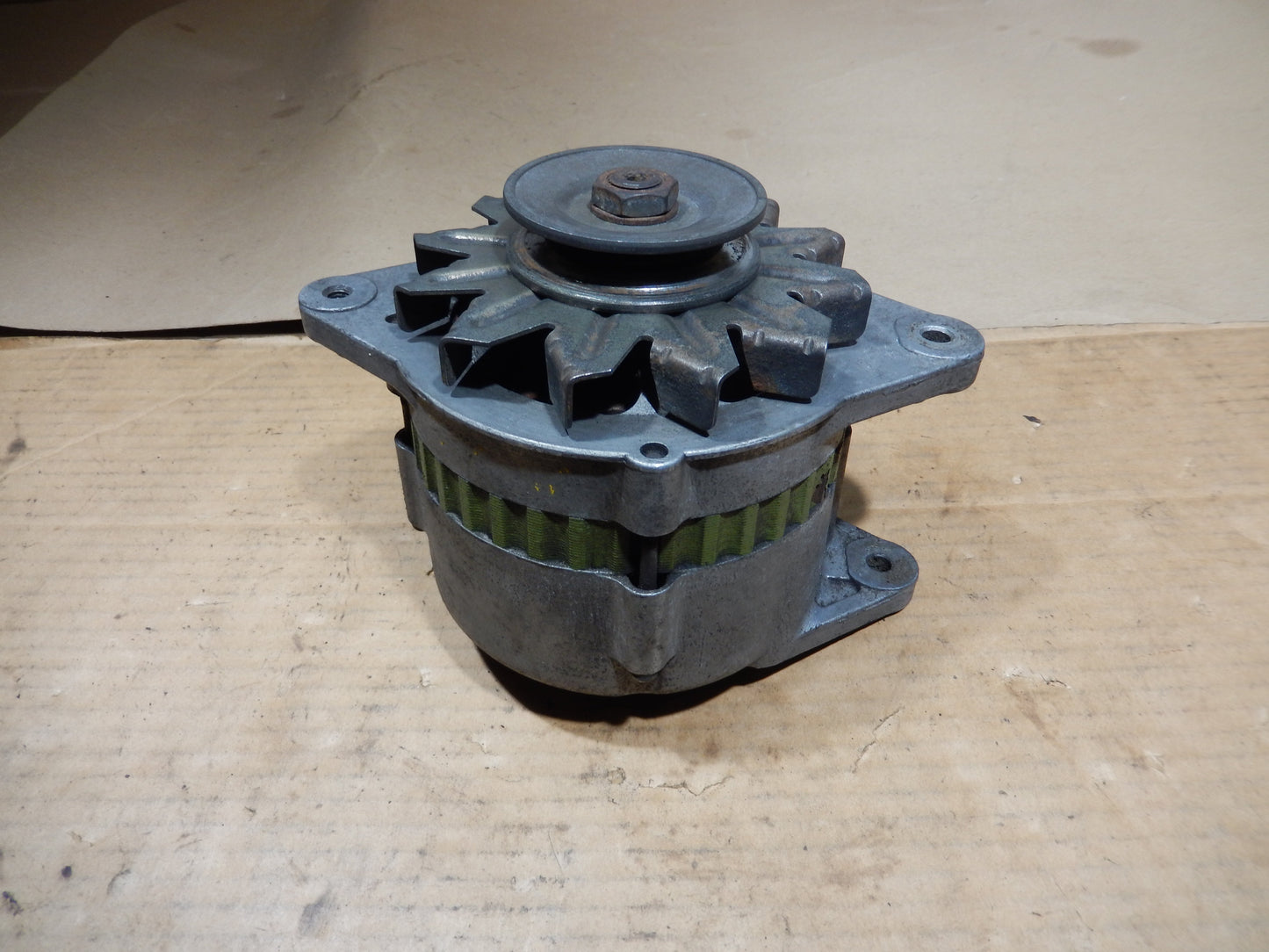 Datsun 280ZX HITACHI Alternator