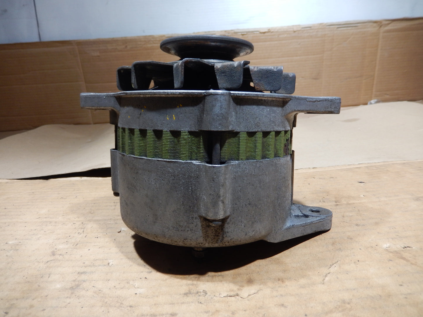 Datsun 280ZX HITACHI Alternator